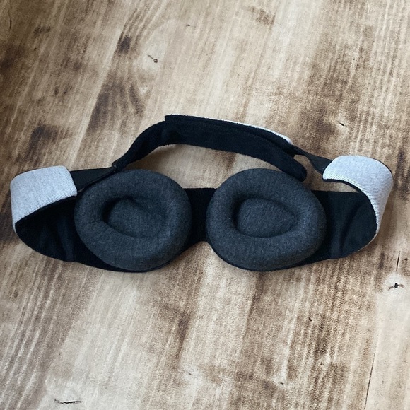 Eyelash Extension Sleeping Eye Cover - Picture 2 of 5